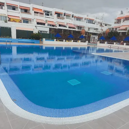 Casa Papagayo ארונה